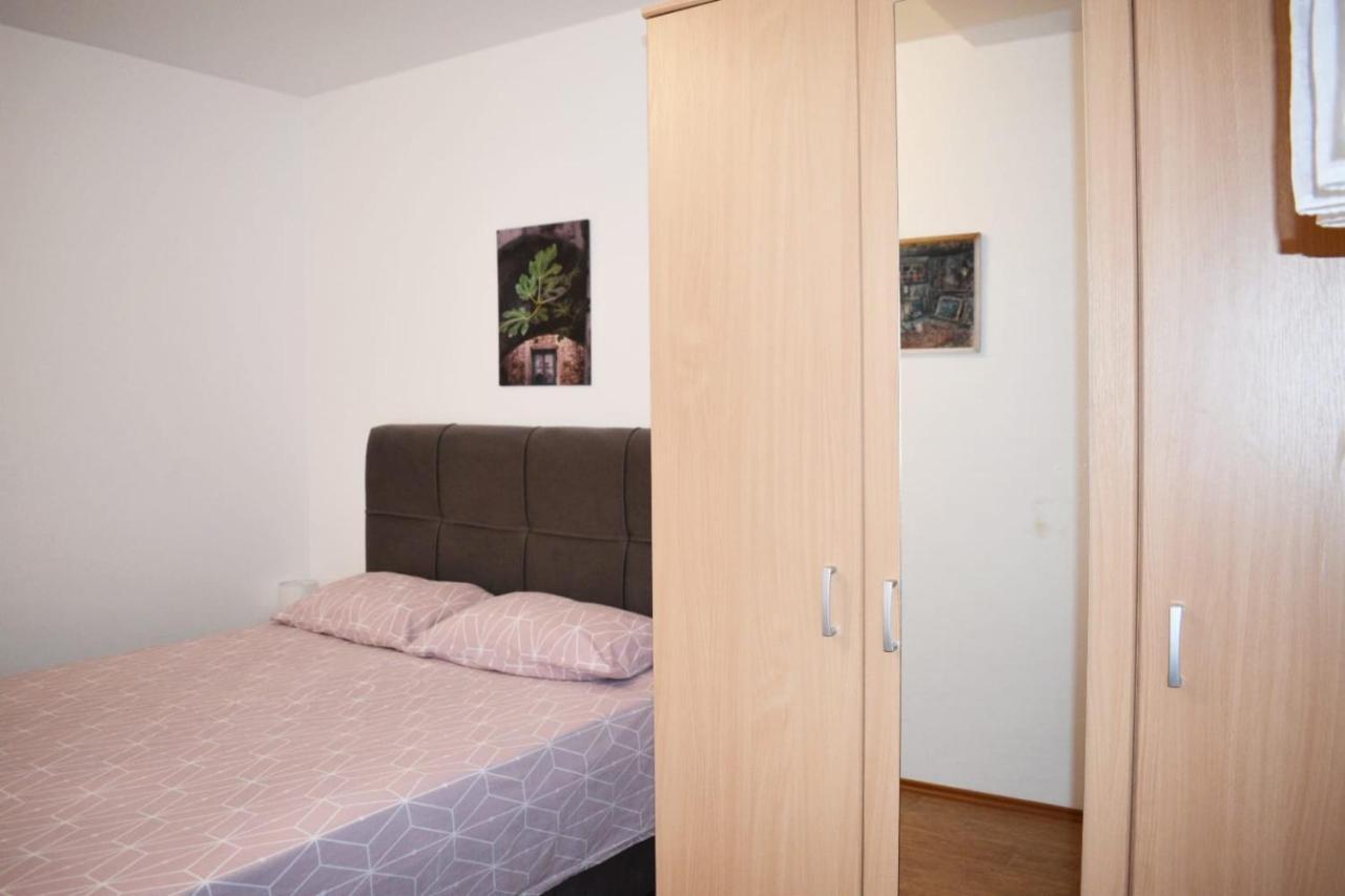 Center 4 People Apartament
